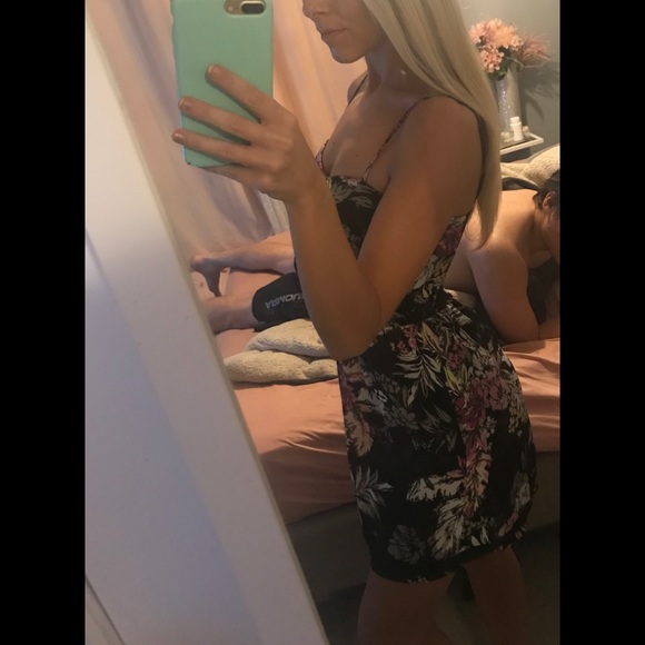 Princess Vera Wang Black Floral Dress - Picture 4 of 6